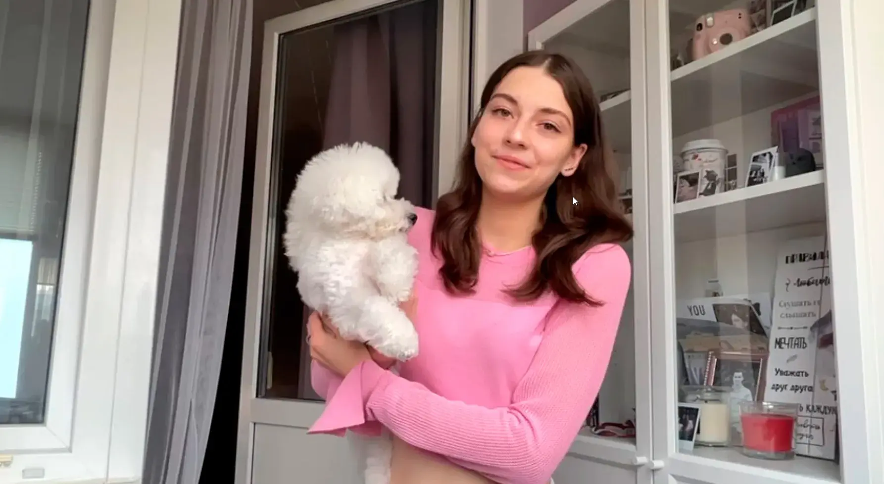 Видеоотзыв на щенка бишон фризе питомника Агнелль де неж Дарья